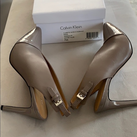 Calvin Klein Clarette shoes - Picture 3 of 8